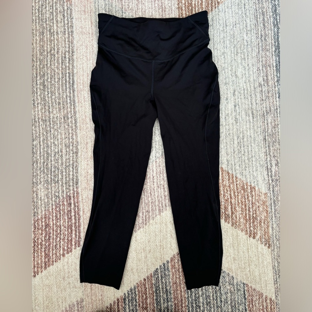 Lululemon, Base pace HR 23” crop, black, size 8, like new
